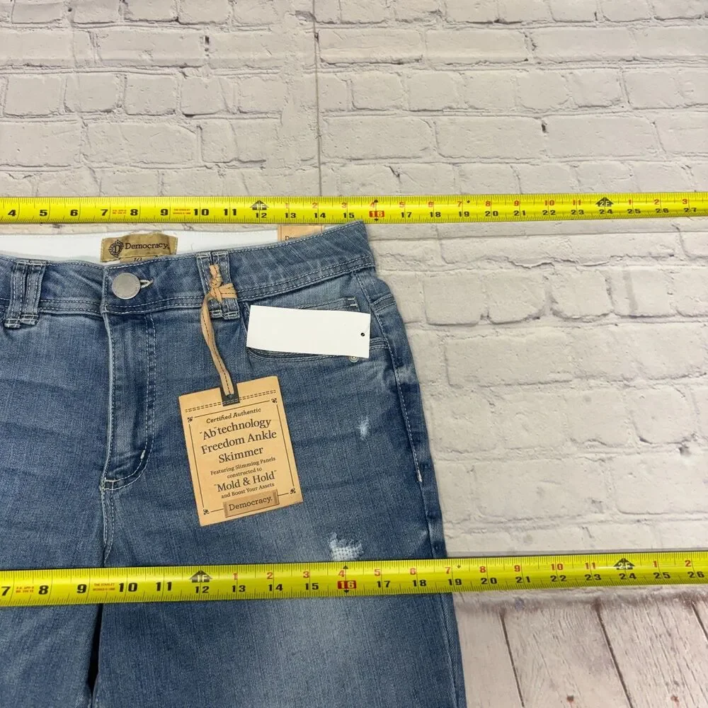 NWT Democracy Women Freedom Ankle Skimmer Jeans Size 10 Blue Denim C093 -18